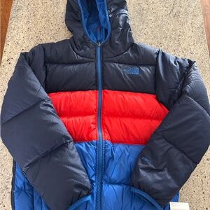 The North Face Boys Reversible Puffer Jacket NWT